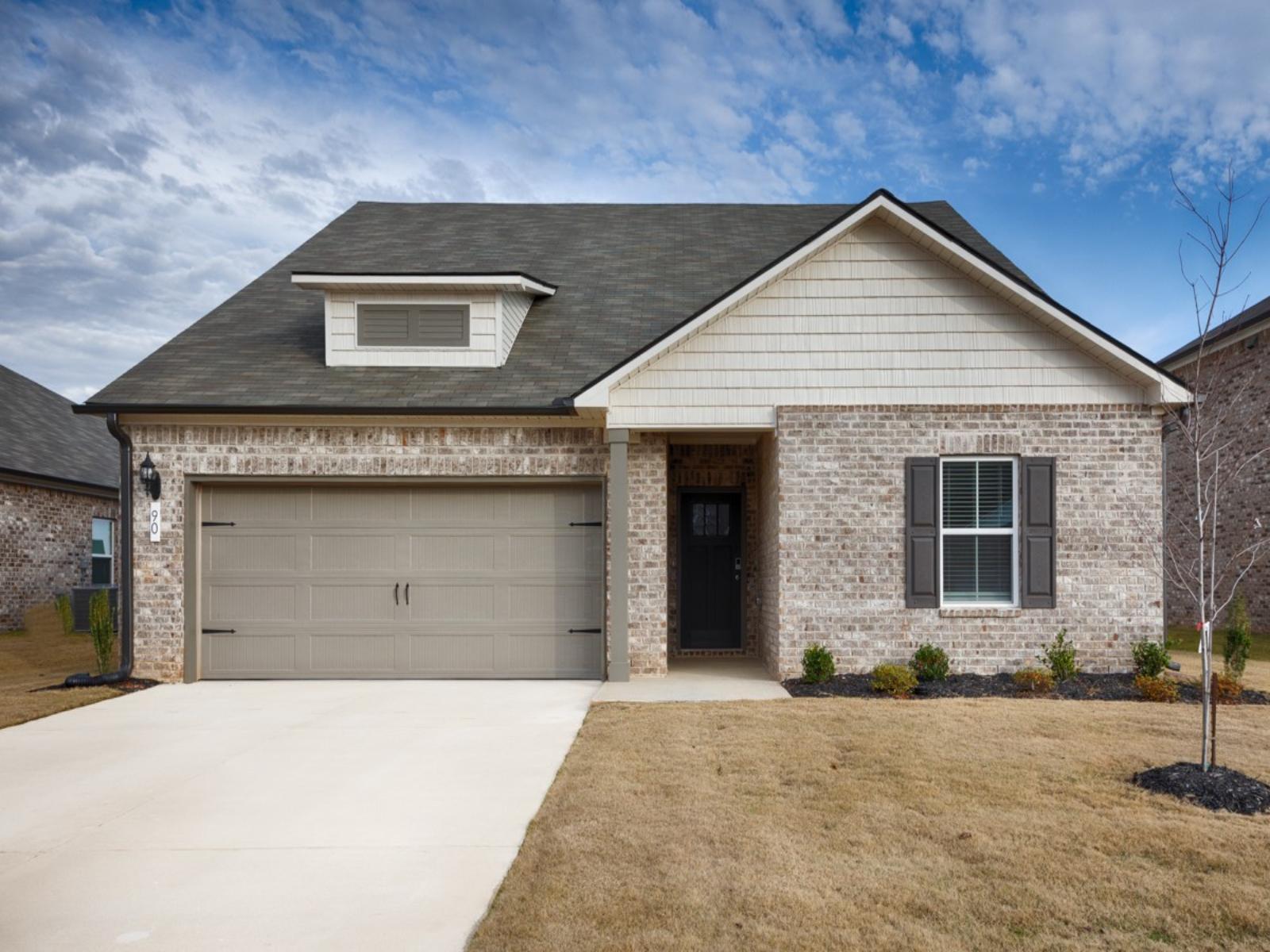 The Carolina floorplan with the U exterior elevation.:Front Exterior