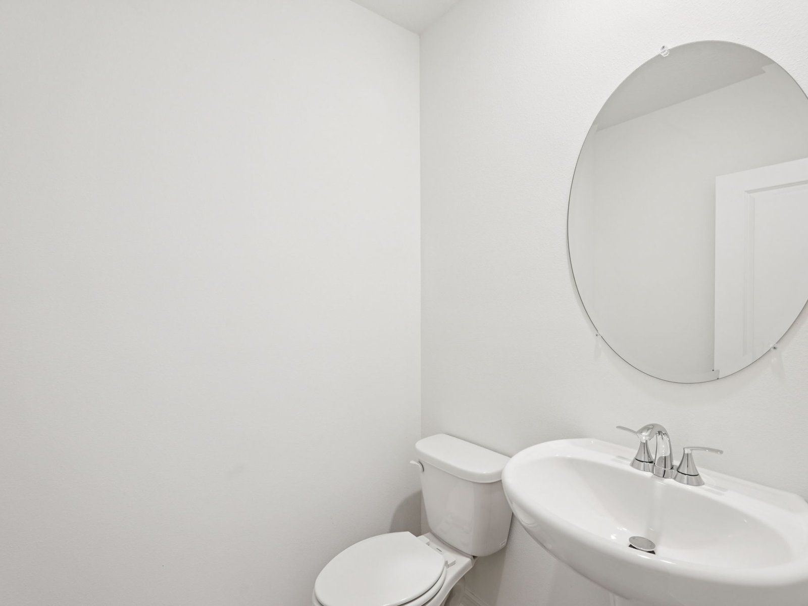 Half Bathroom:Half Bathroom