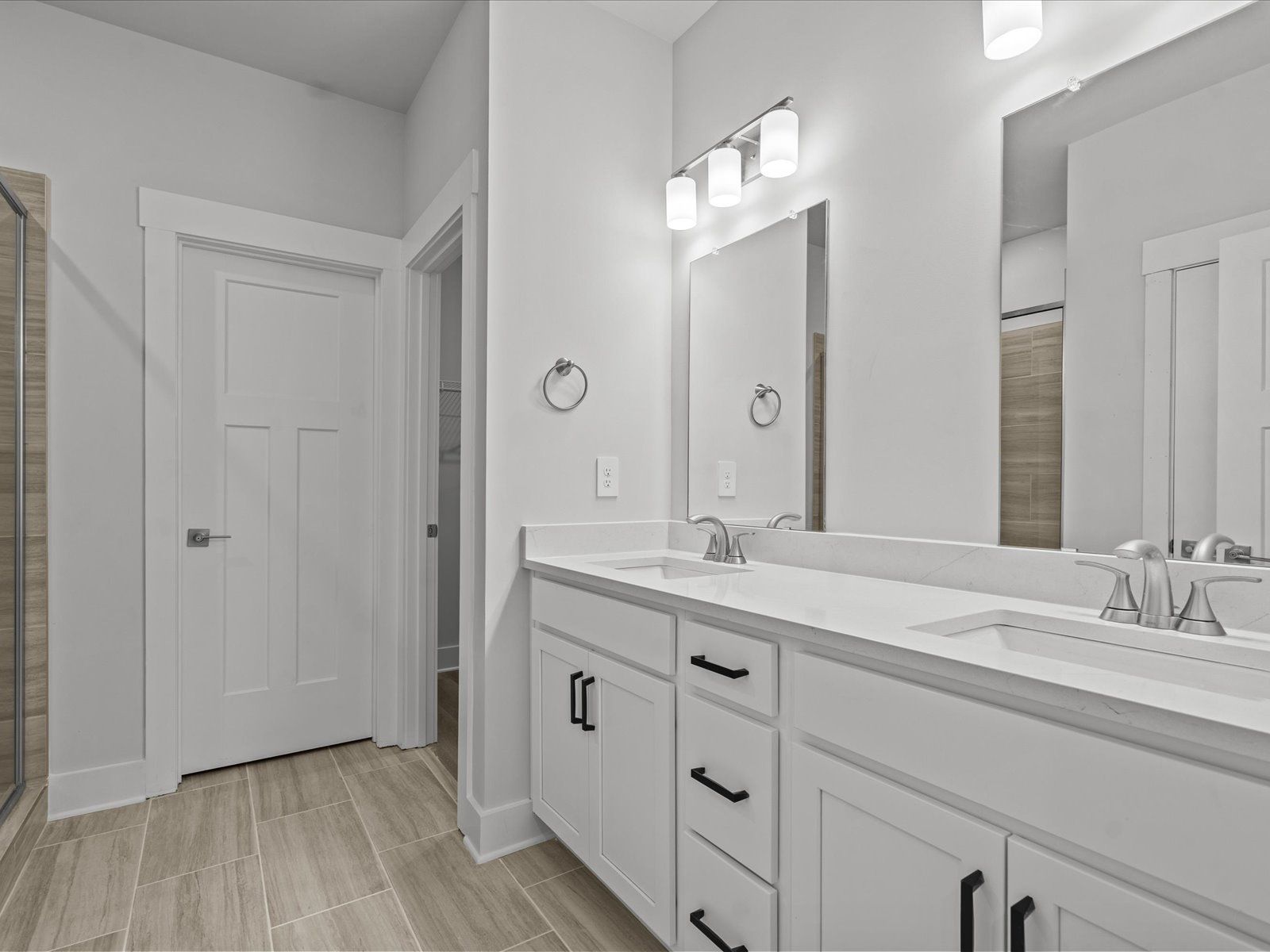 Primary Bathroom:Primary Bathroom