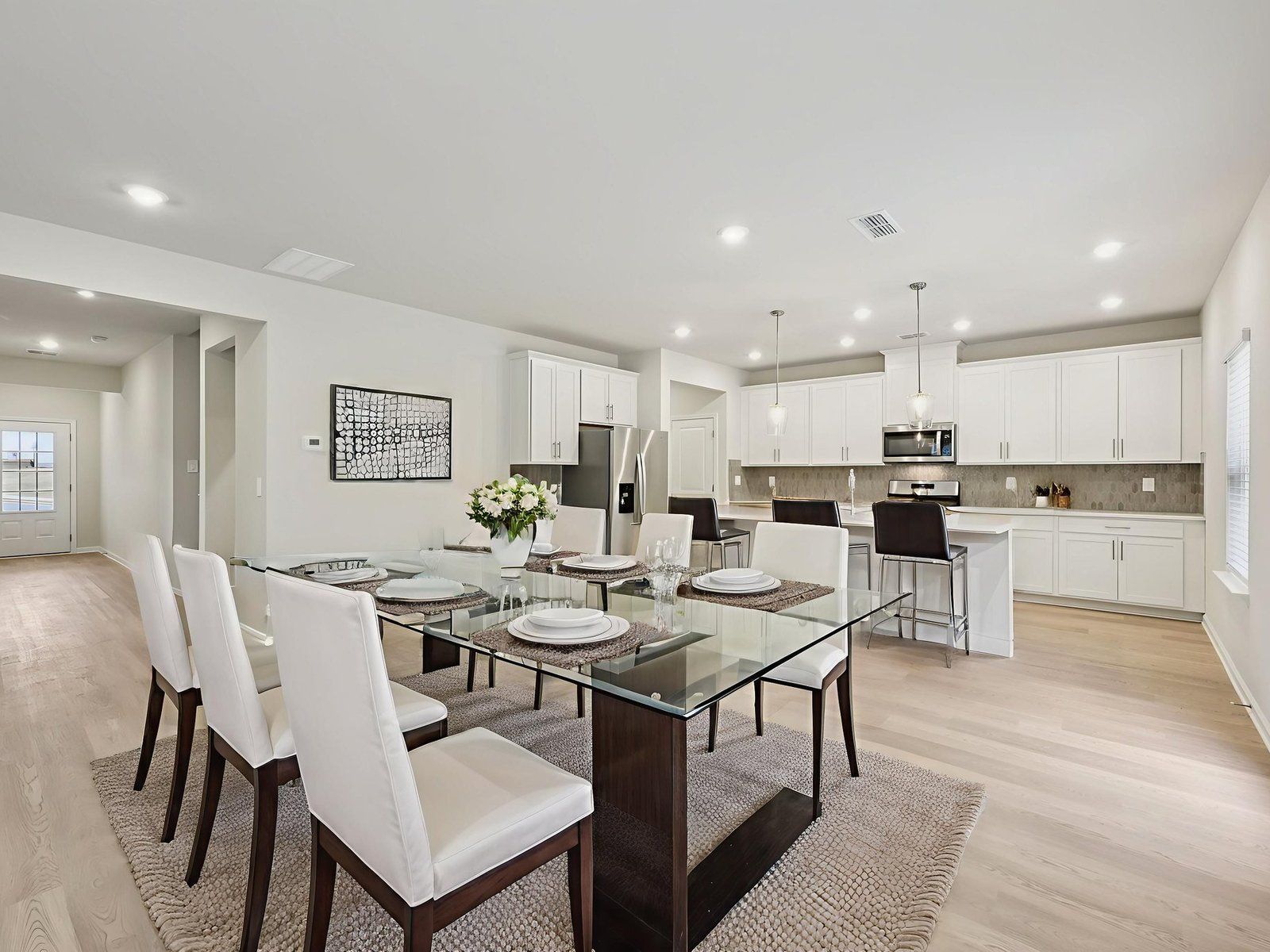 Dining Room:Dining Room