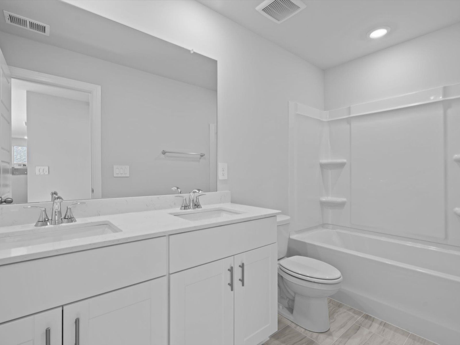 Secondary Bathroom:The Chatham floorplan modeled at Collier Ridge.
