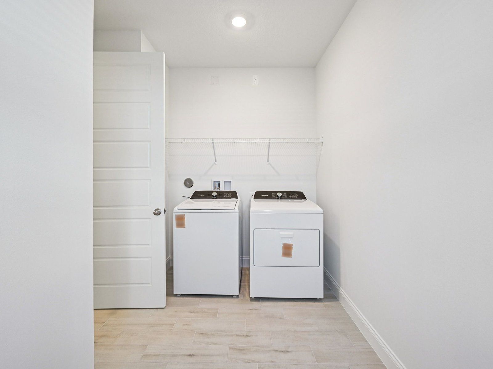 Laundry room:Laundry room