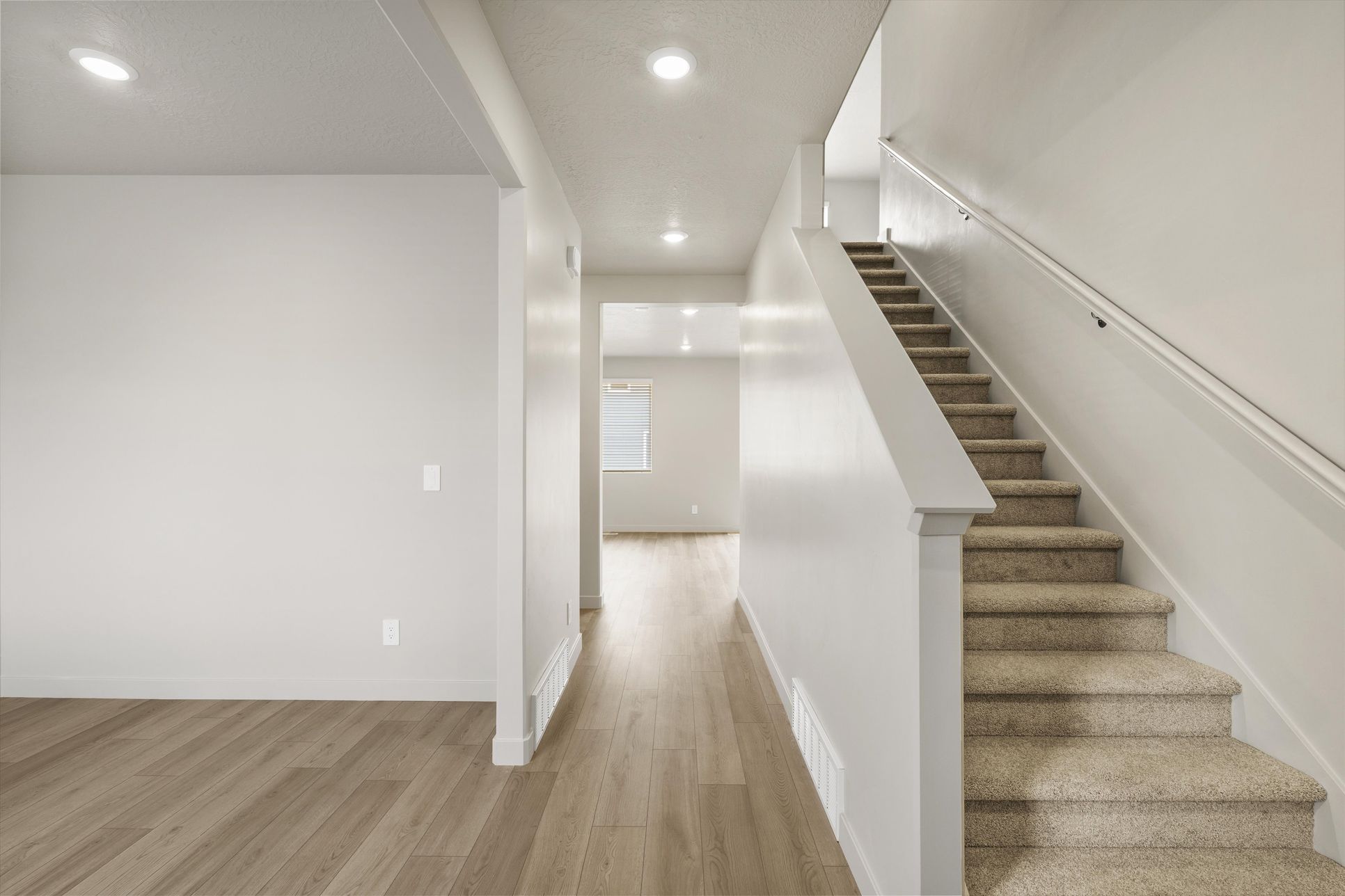 Front Hallway:Front Hallway