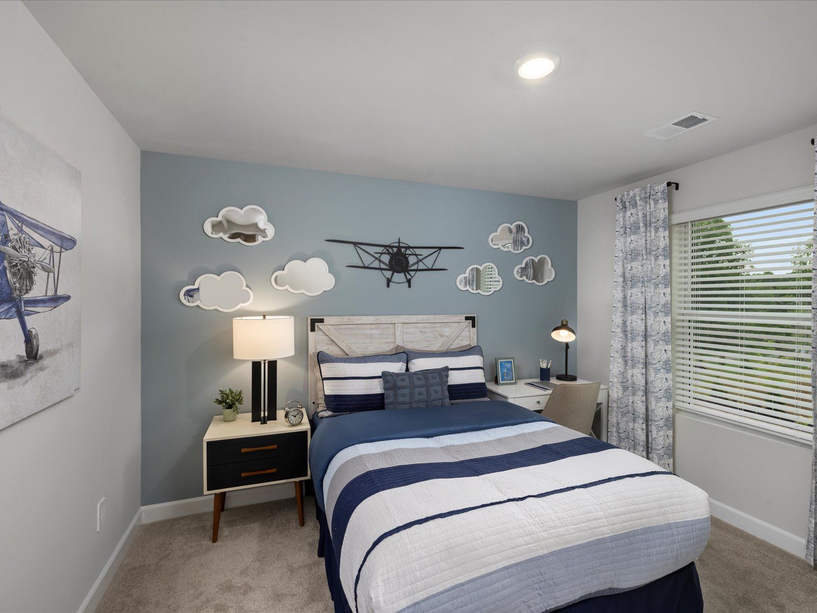 Secondary Bedroom:Secondary bedroom in the Lennon floorplan at a Meritage Homes community in Greenville, SC.