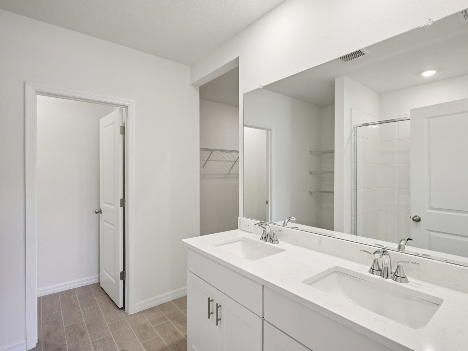 Primary Bathroom:Primary Bathroom