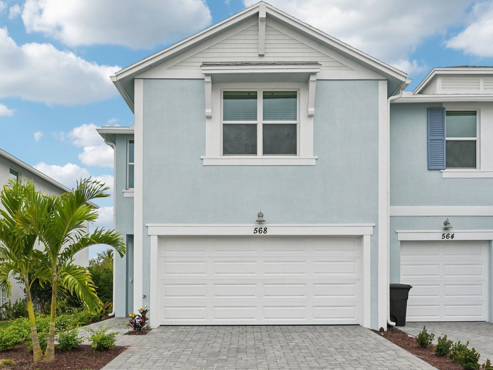 Front exterior:Front exterior