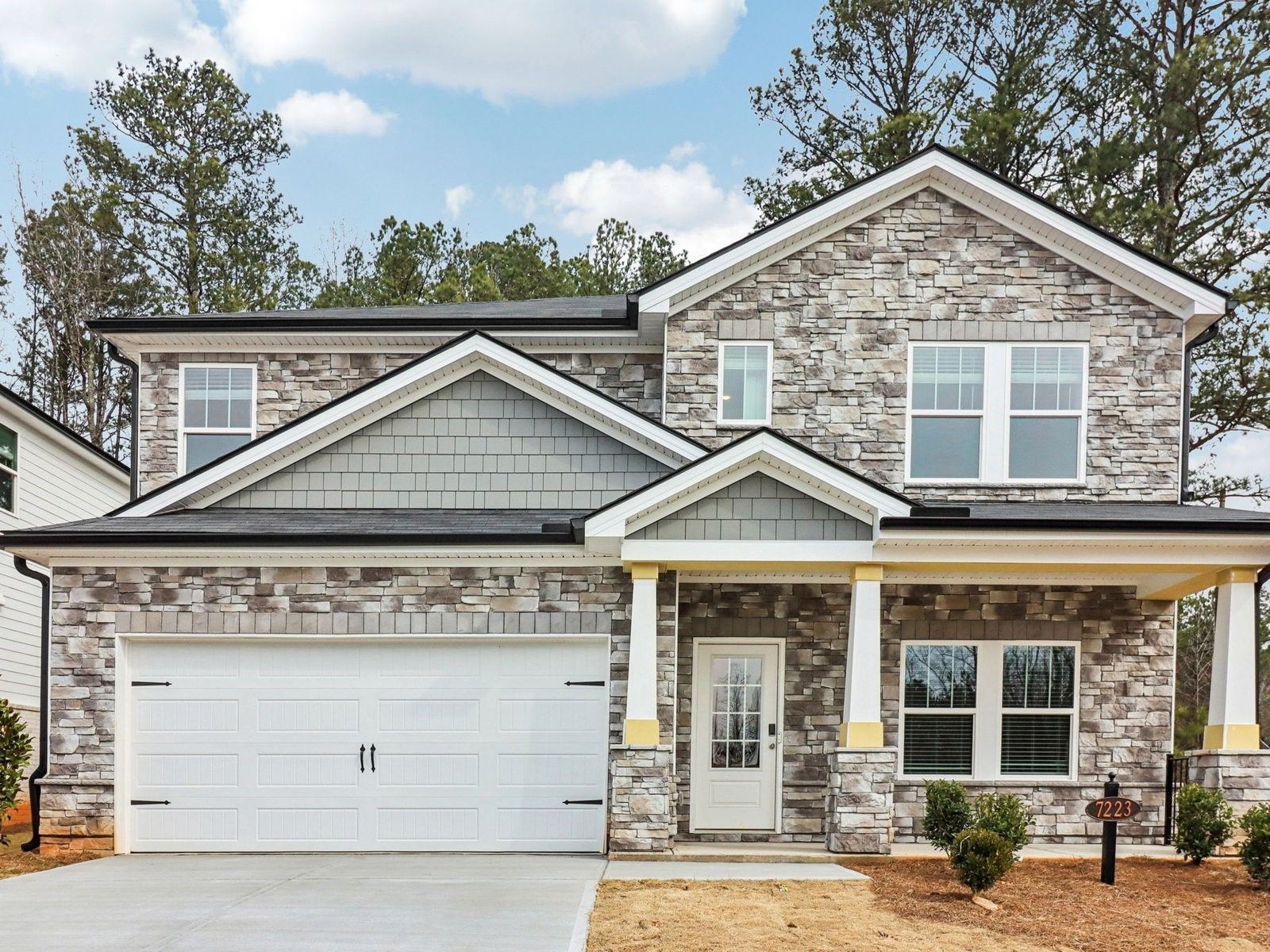 Front Exterior:Front Exterior