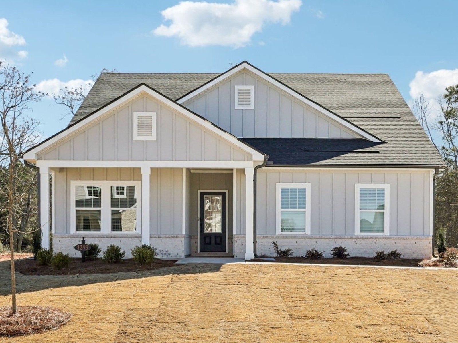 Front Exterior:Front Exterior