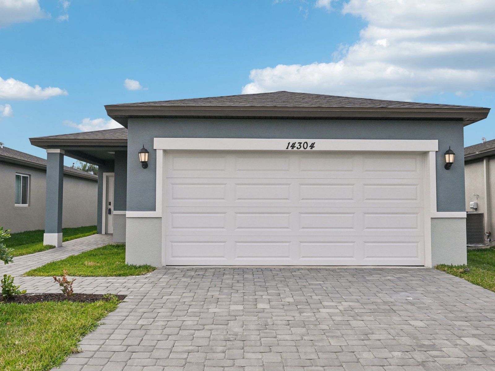Front exterior:Front exterior
