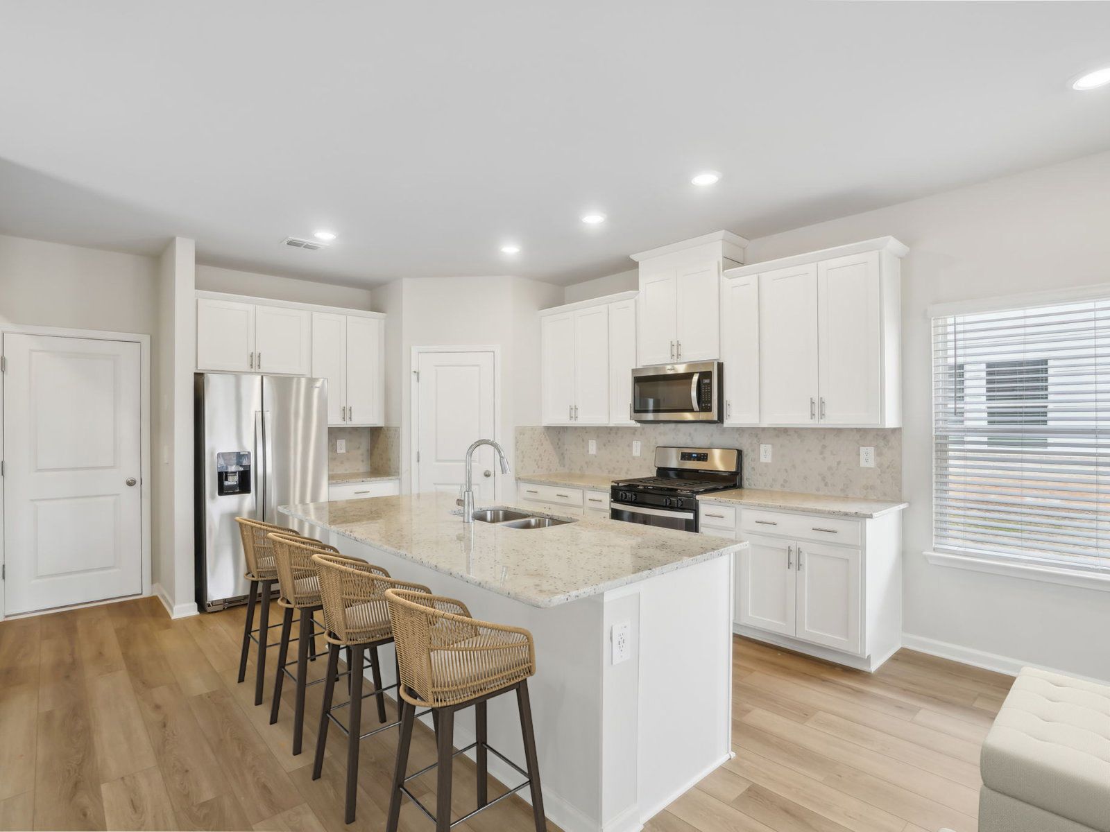 Kitchen:Kitchen in the Thompson floorplan at a Meritage Homes community in Atlanta, GA.