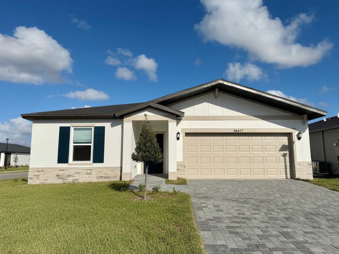 Front exterior:Front exterior