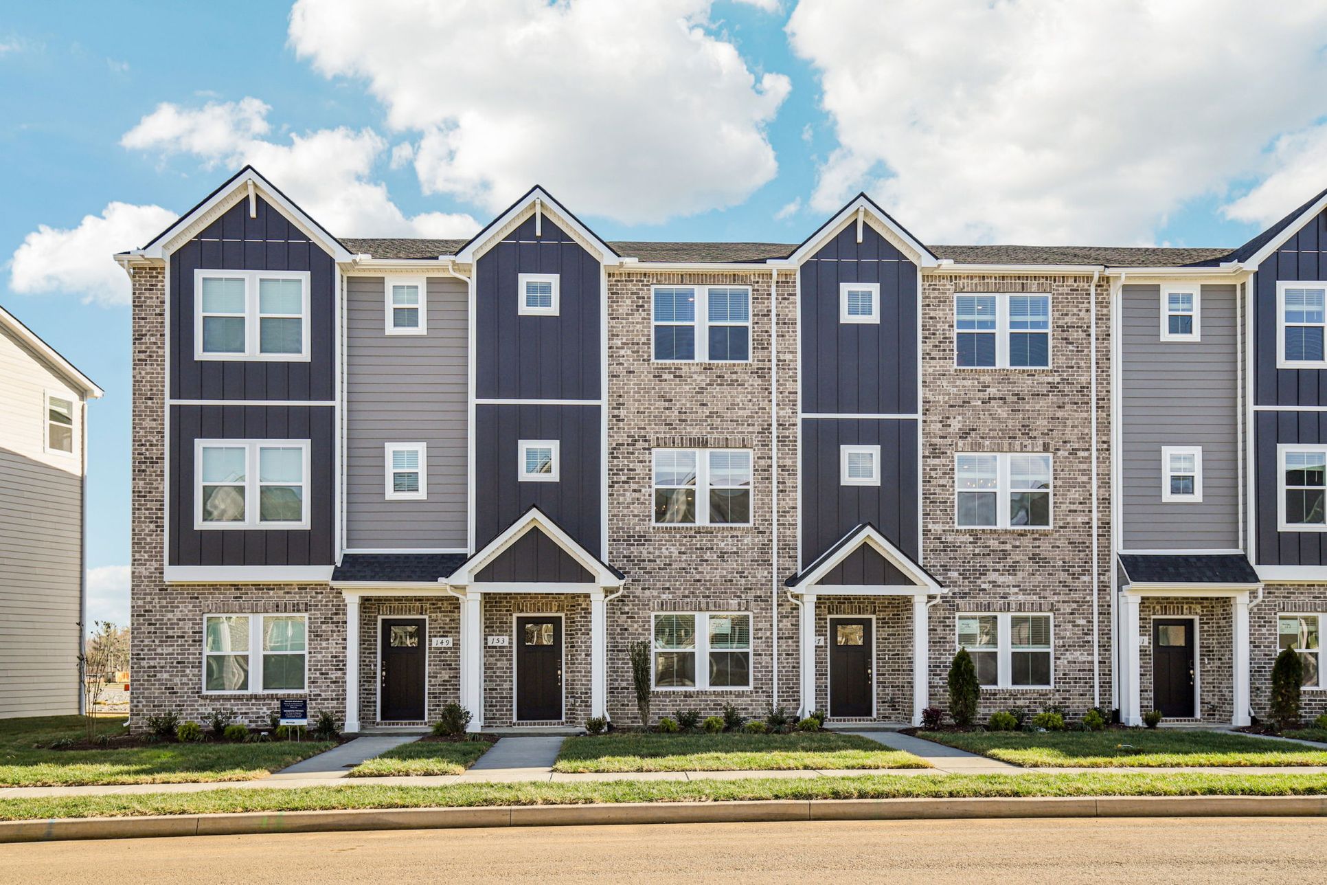 Front Exterior:Front Exterior