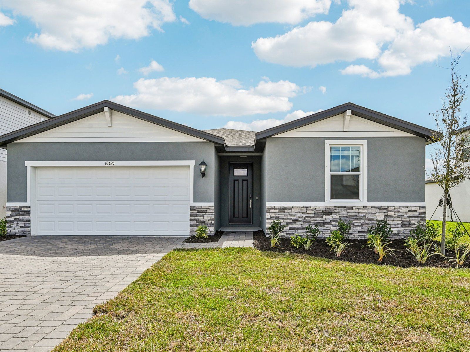 Front Exterior:Front Exterior