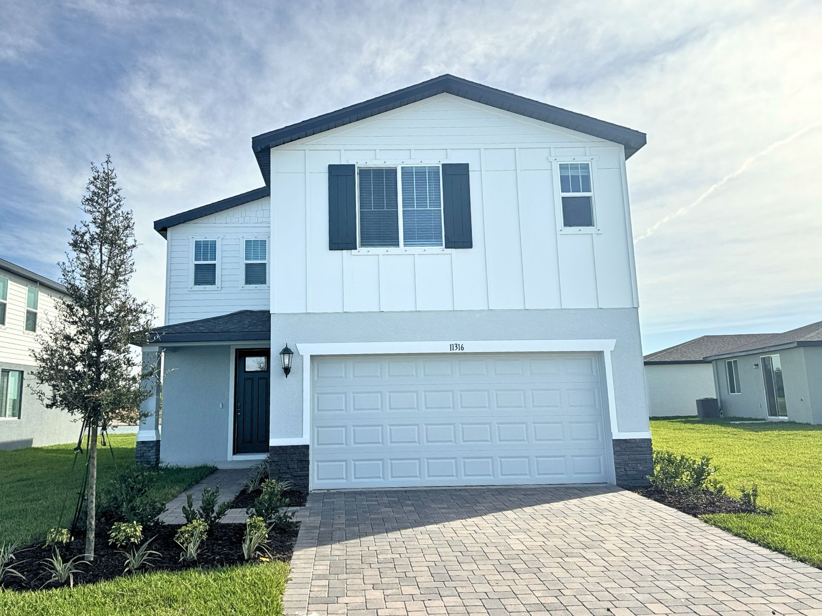 Front Exterior:Front Exterior