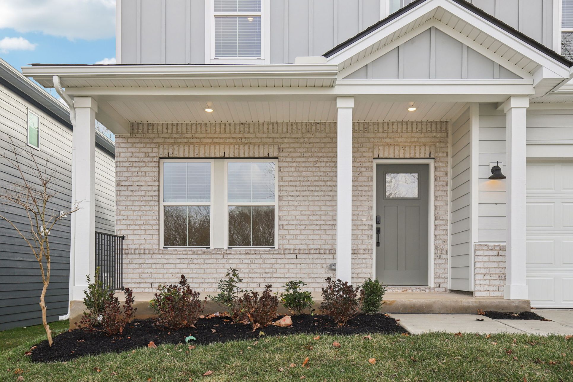 Front Porch:Front Porch