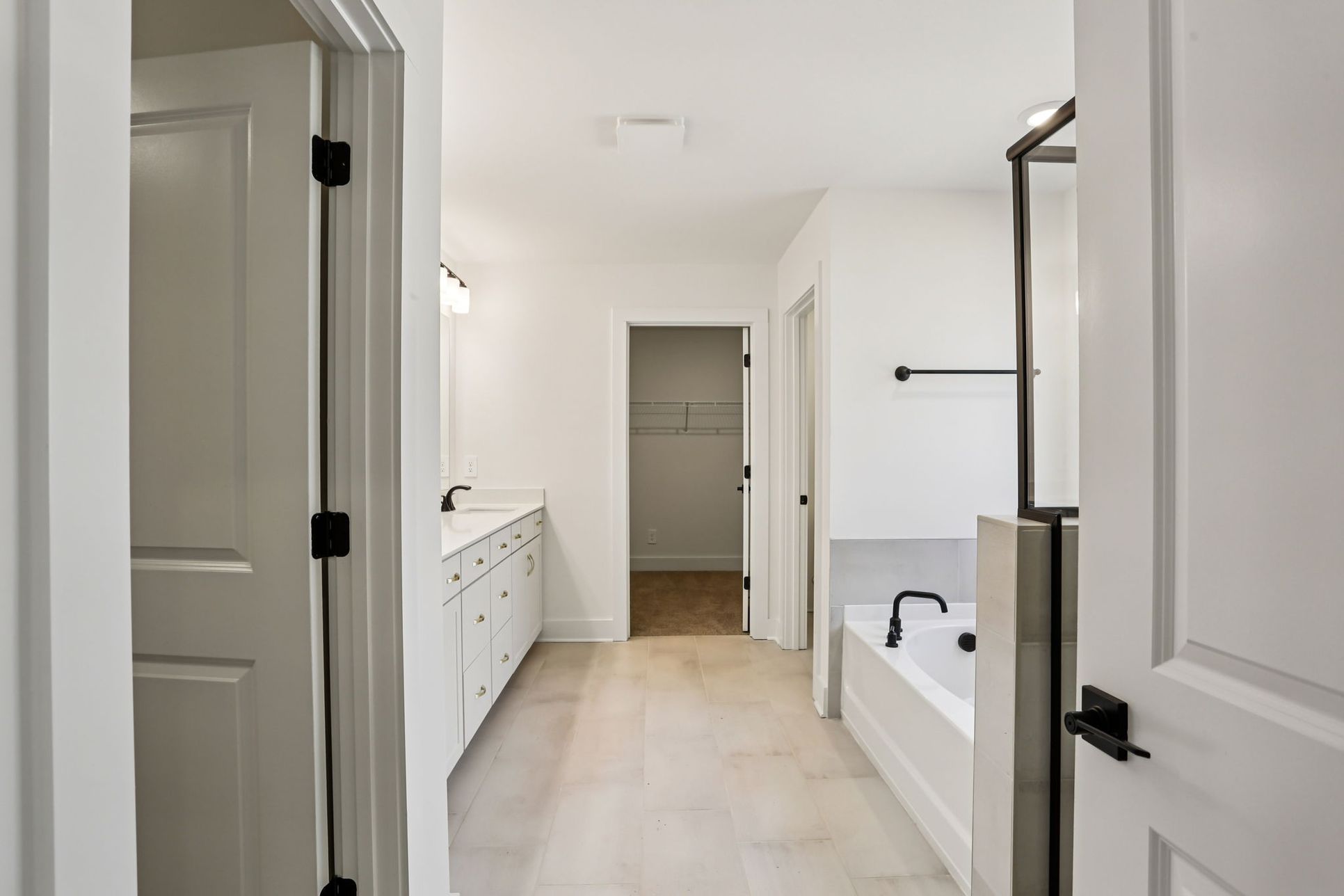 Primary Bathroom:Primary Bathroom