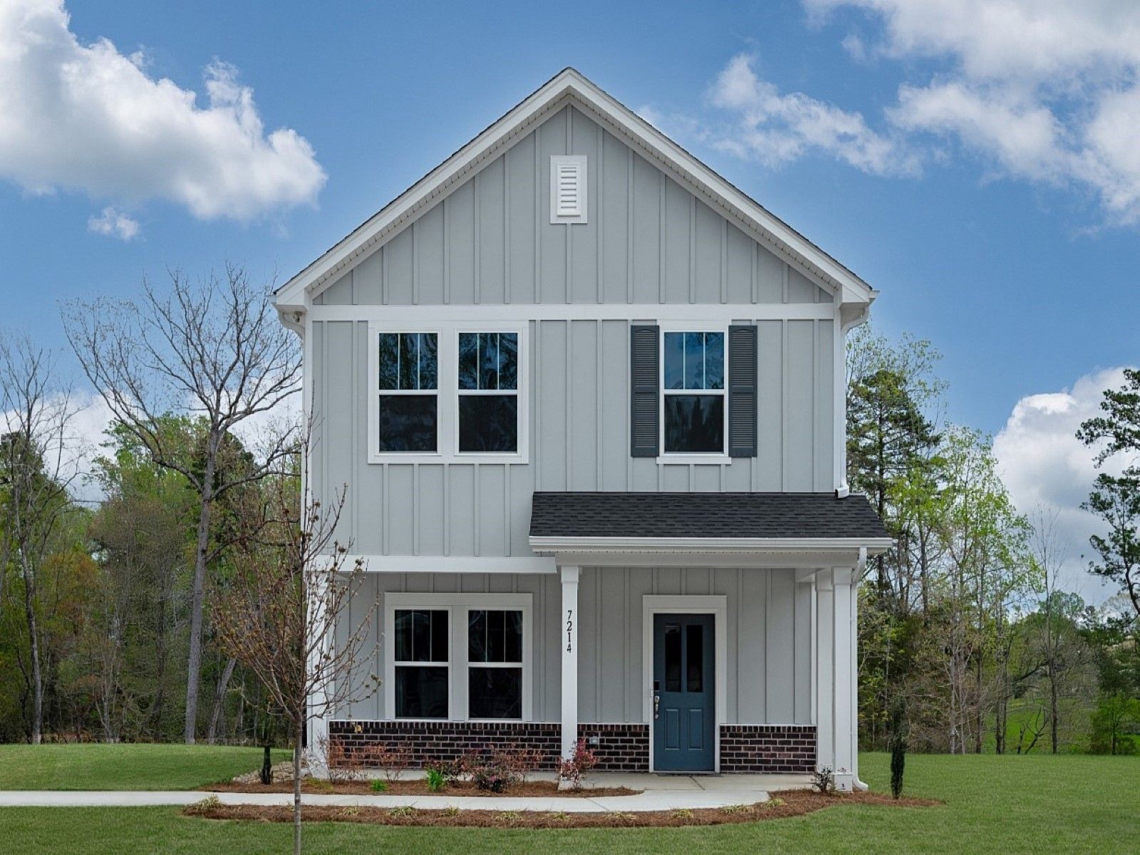 Front Exterior:Front Exterior