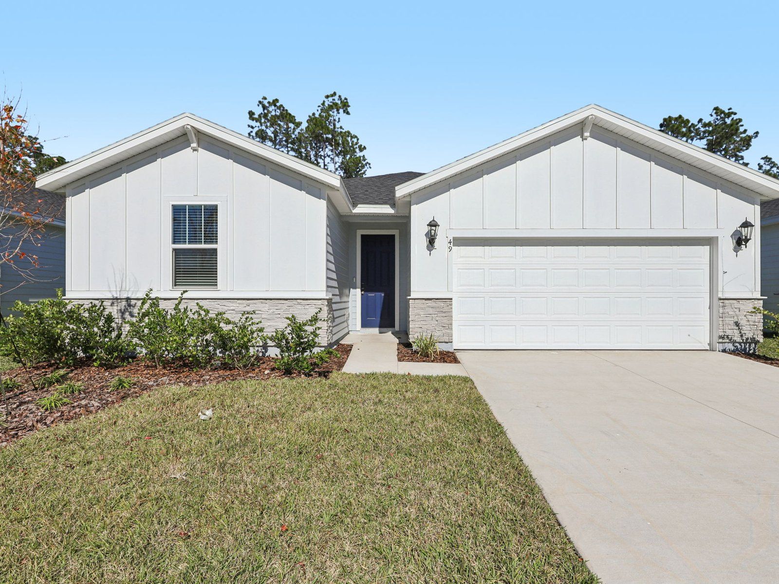 Front Exterior:Front Exterior