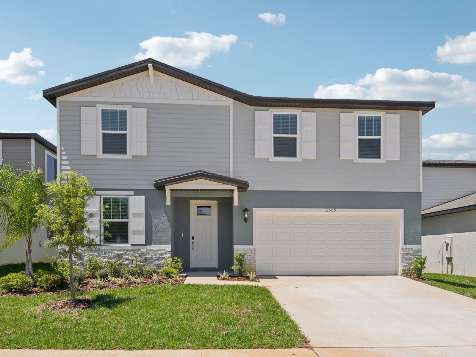 Front Exterior:Front Exterior