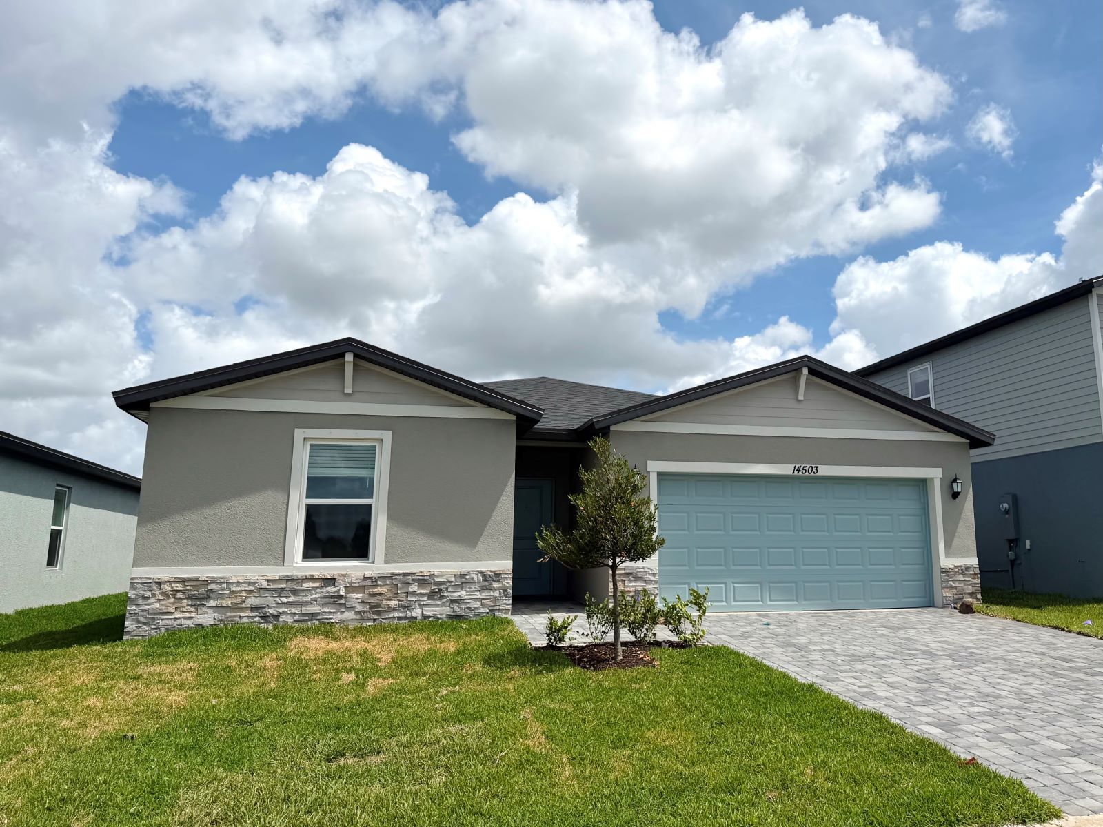 Front exterior:Front exterior