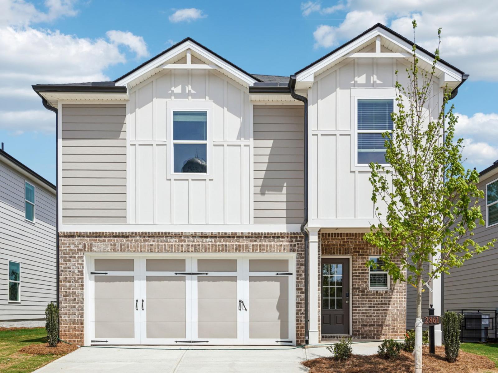 Front Exterior:Front Exterior