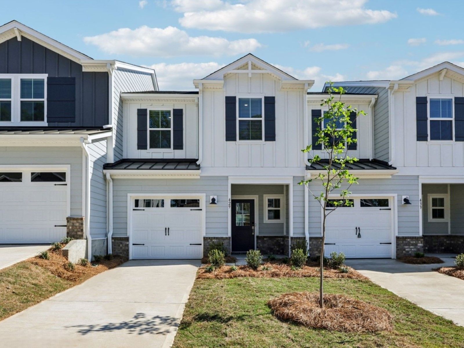 Front Exterior:Front Exterior