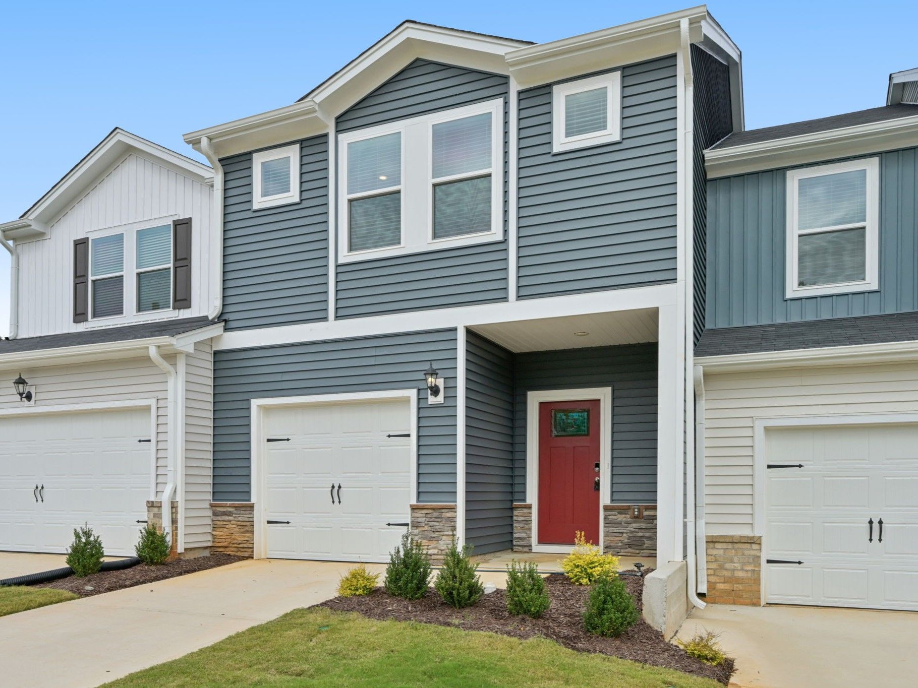 Front Exterior:Front Exterior