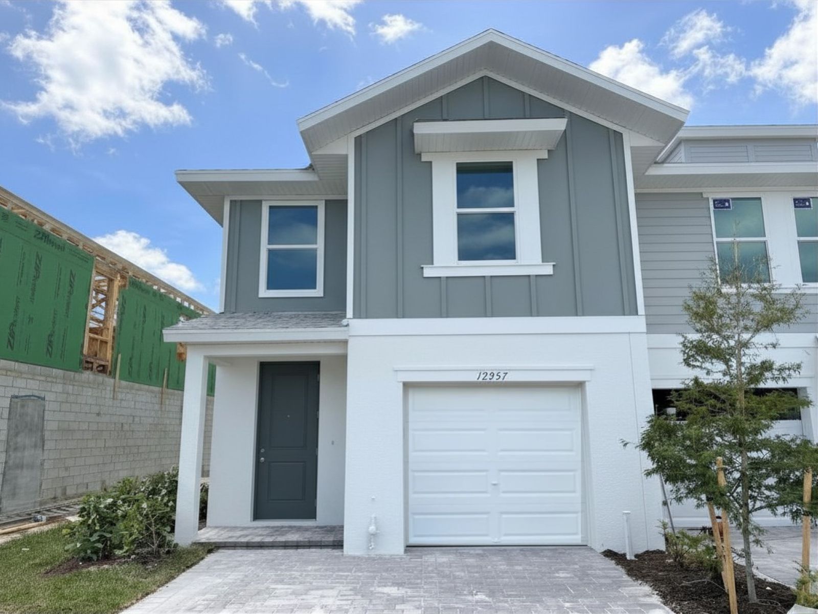 Front exterior:Front exterior