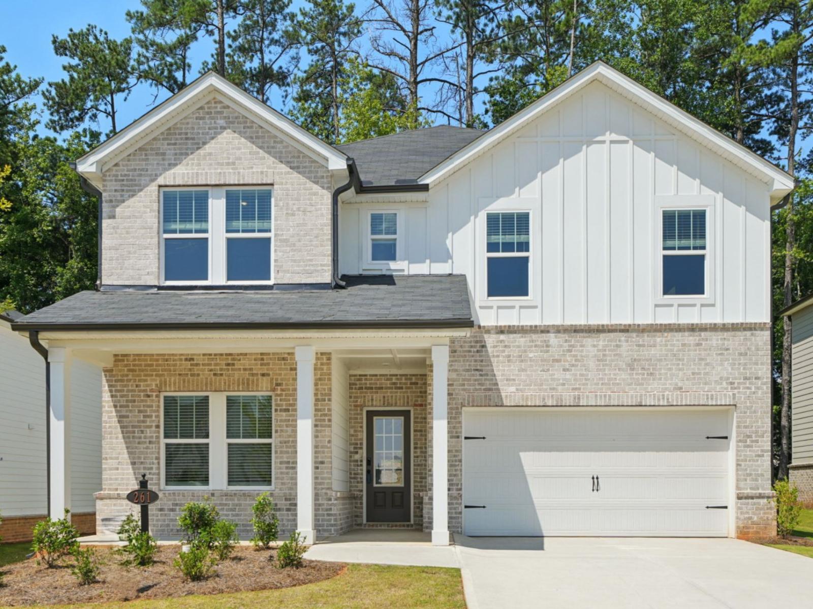 Front Exterior:Front Exterior
