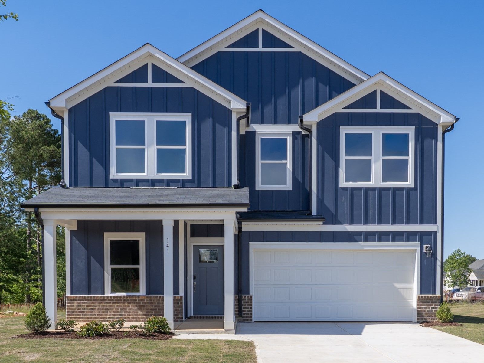 Front Exterior:Front Exterior