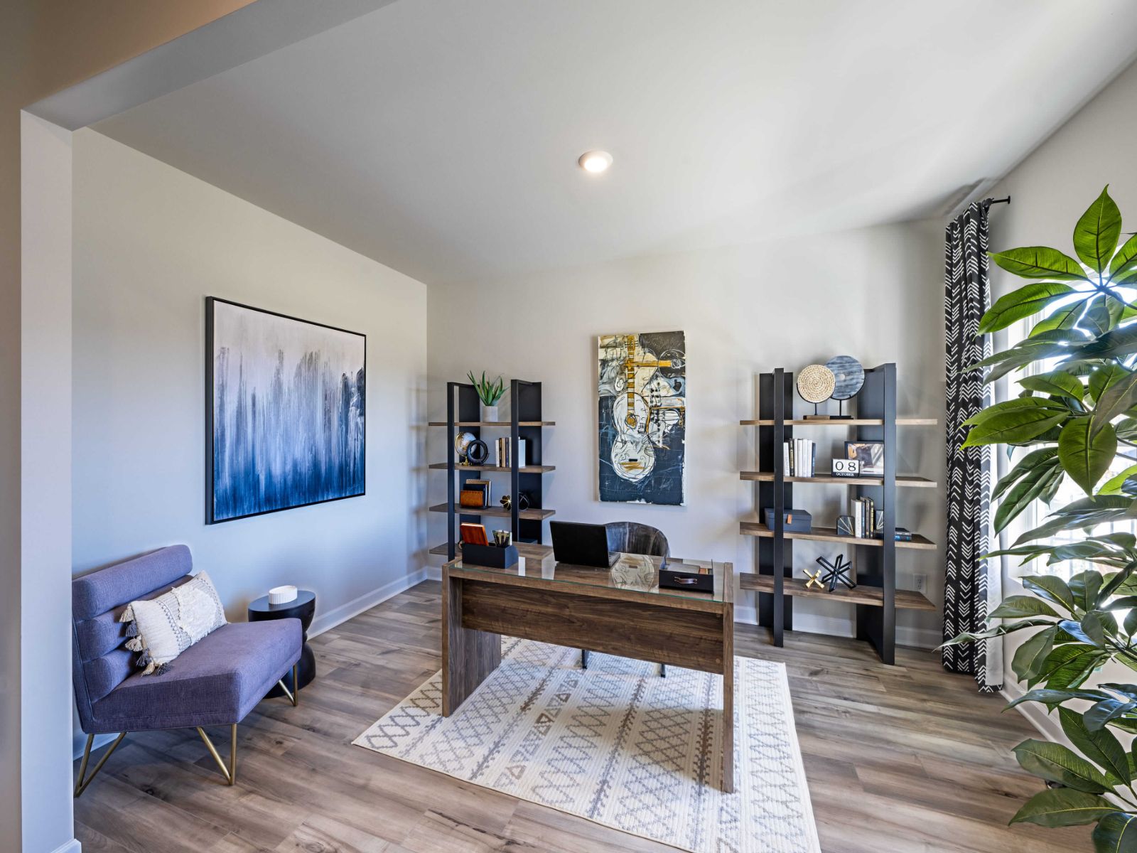 RAL_HollandPark_Dakota_Flex_100MatildaSt_Model.jpg:Flex space in the Dakota floorplan at a Meritage Homes community in Spartanburg, SC.