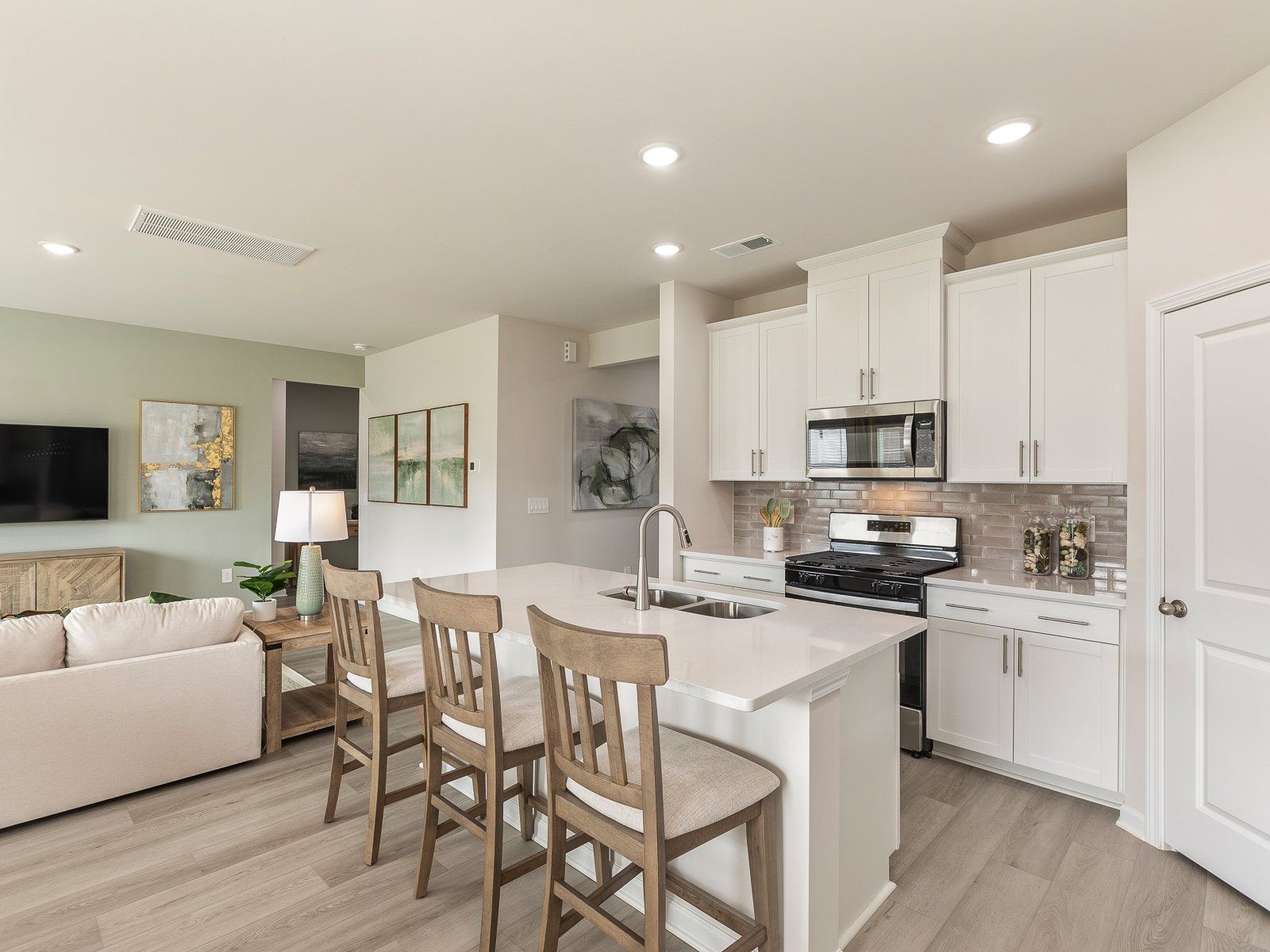 Kitchen:Kitchen in the Chatham floorplan at a Meritage Homes community in Angier, NC.