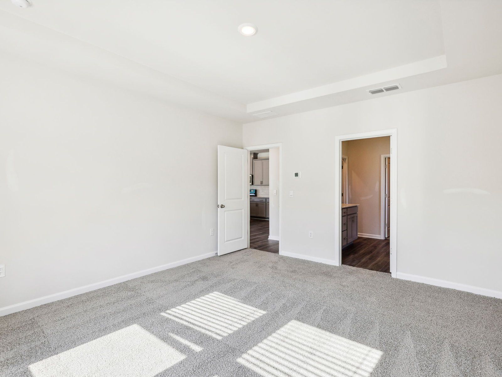 33-custom-Atlanta - Preserve at Mountain Creek - 284 Sope Crk Cir, Pendergrass, GA 30567 - 031.:The Gibson floorplan with the Distinct 1 interior package.