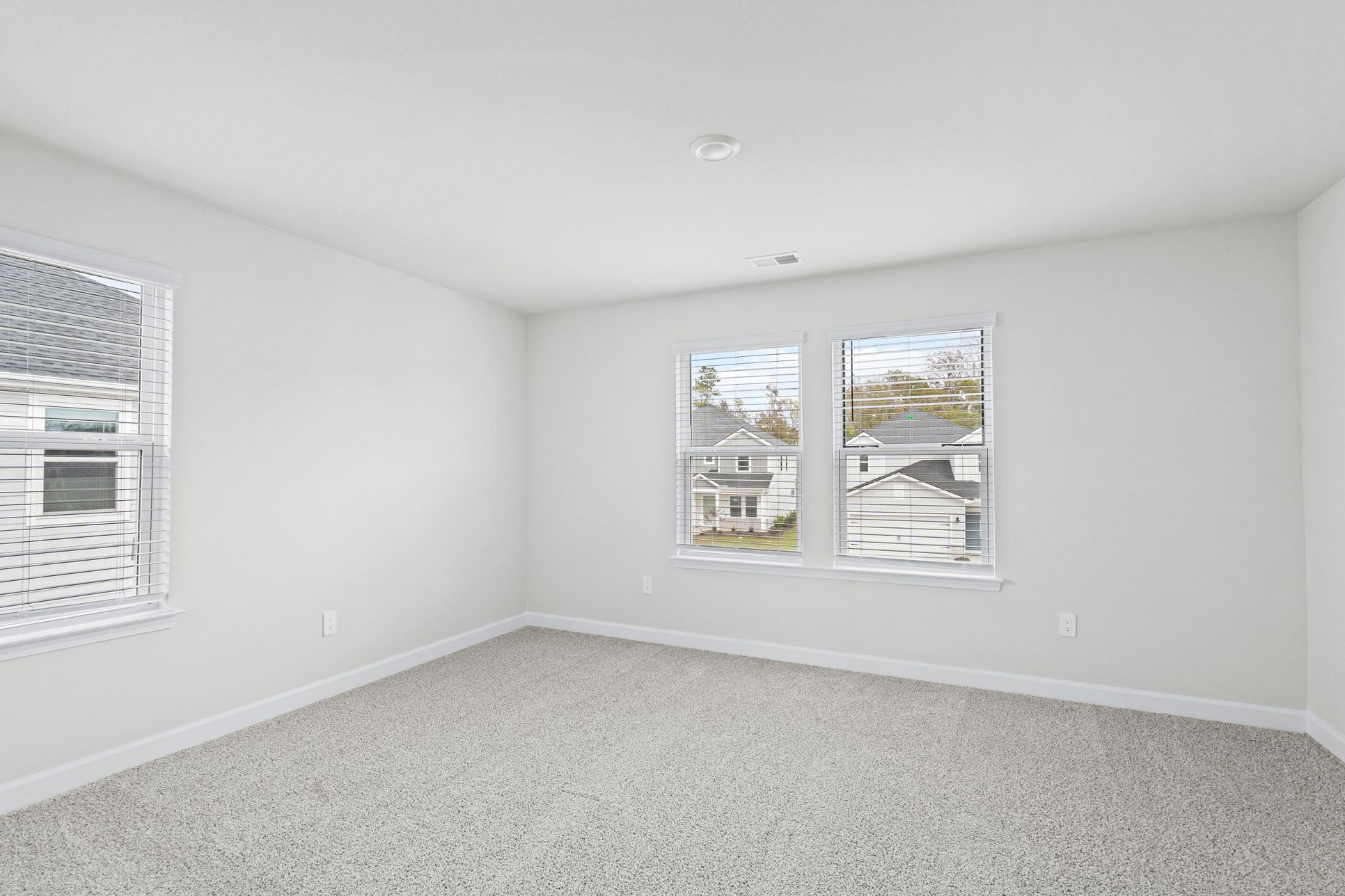 Spacious secondary bedrooms offer plenty of room for the whole family and overnight guests.:Spacious secondary bedrooms offer plenty of room for the whole family and overnight guests.