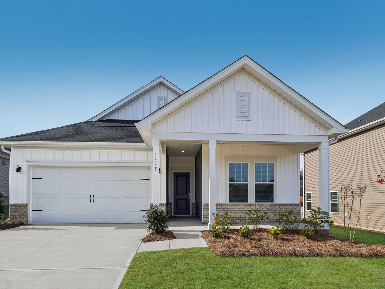 Front Exterior:Front Exterior