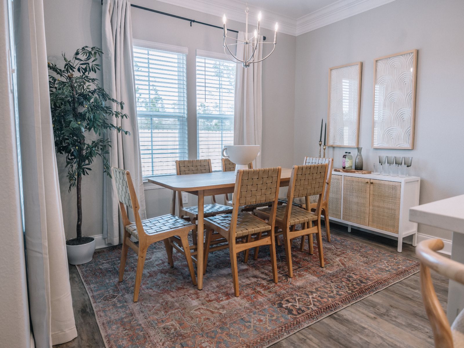 GLF_ElliottHomes_Coral_K255_Dining.jpg:Dining area in the Coral floorplan at a Meritage Homes community in Gulfport, MS.