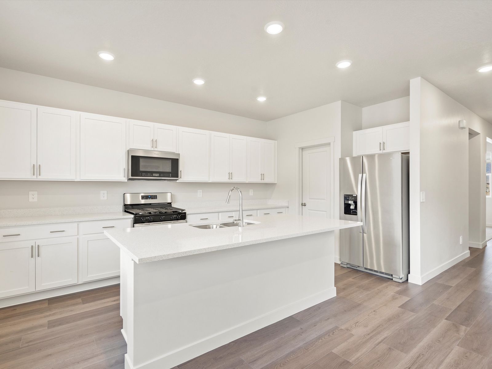 Prosperity at Overlake,84074