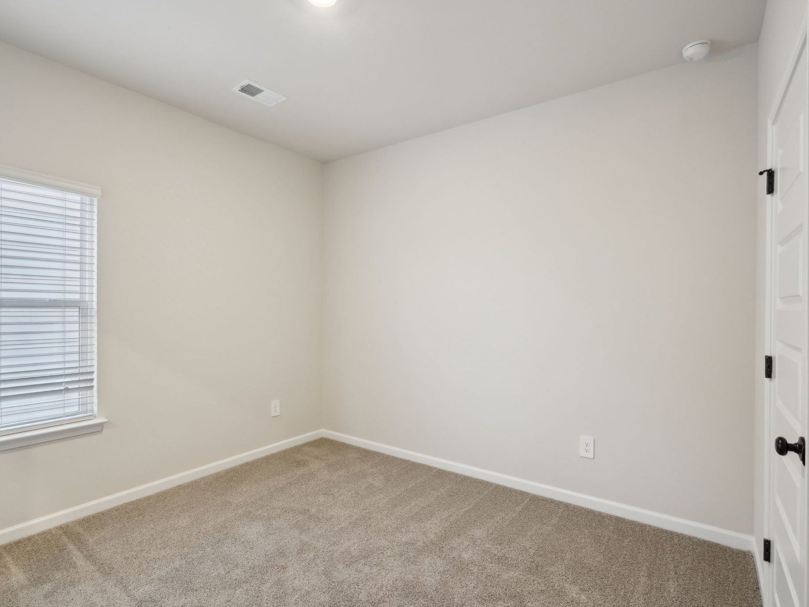 Secondary Bedroom:The Gibson floorplan with the Distinct 1 interior package.