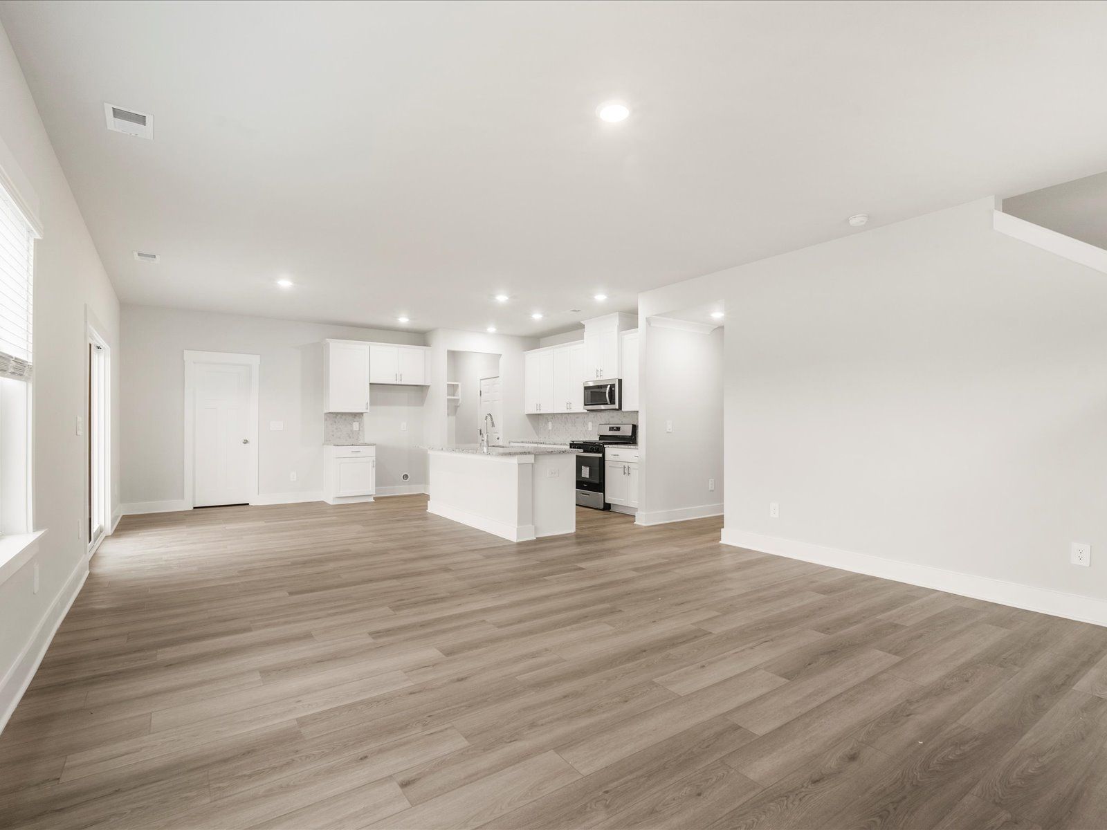 Welcome to the Brentwood floorplan at Chestnut Grove.:Welcome to the Brentwood floorplan at Chestnut Grove.