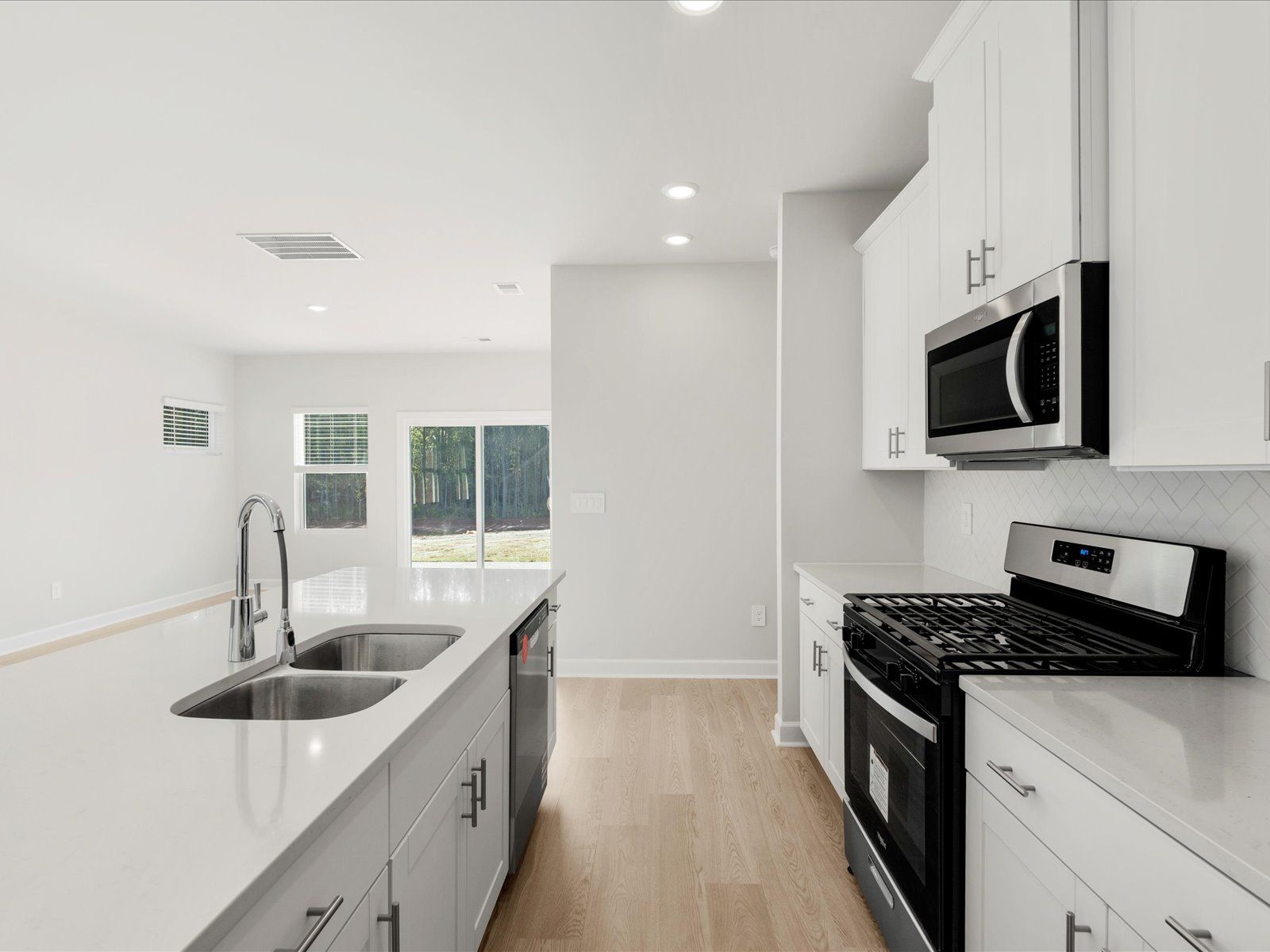 Welcome to the Roswell floorplan at Brayfield Manor - Heritage Collection.:Welcome to the Roswell floorplan at Brayfield Manor - Heritage Collection.