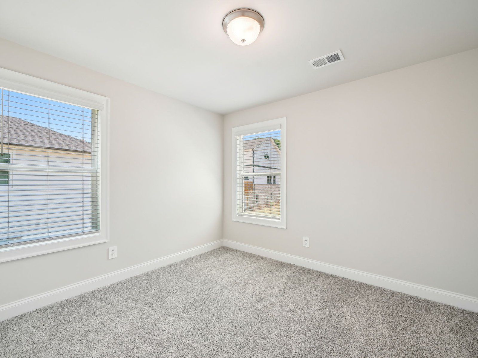 Secondary Bedroom:Secondary Bedroom in the Oleander floorplan at a Meritage Homes community in Atlanta, GA.