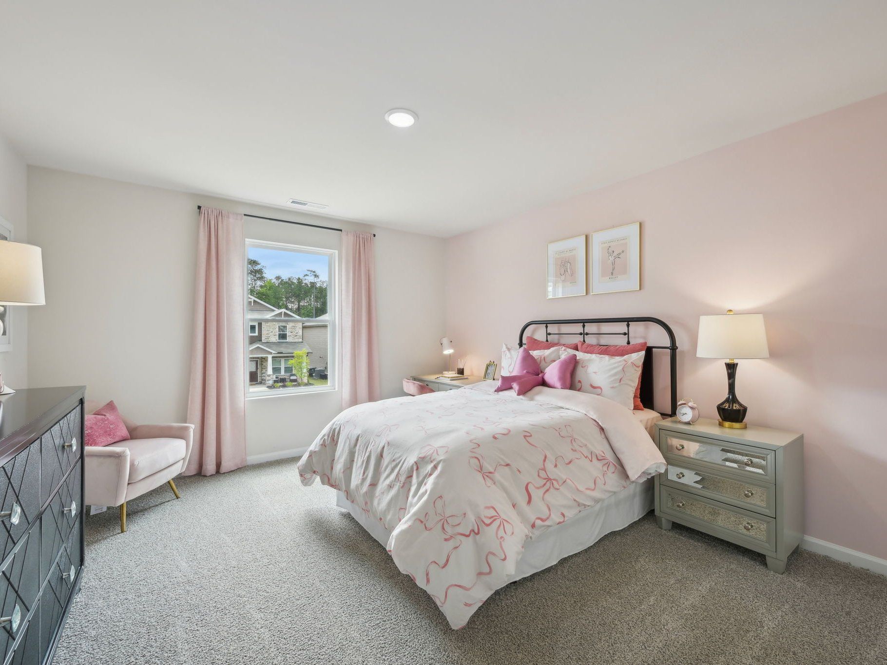 Secondary Bedroom:Secondary Bedroom