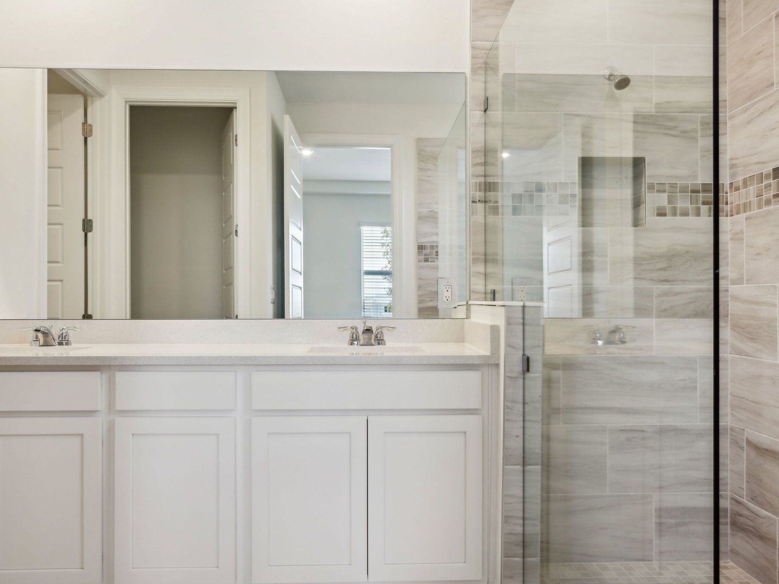 Primary bathroom in the Willet floorplan at 16504 Seven Lakes Avenue.:Primary Bathroom