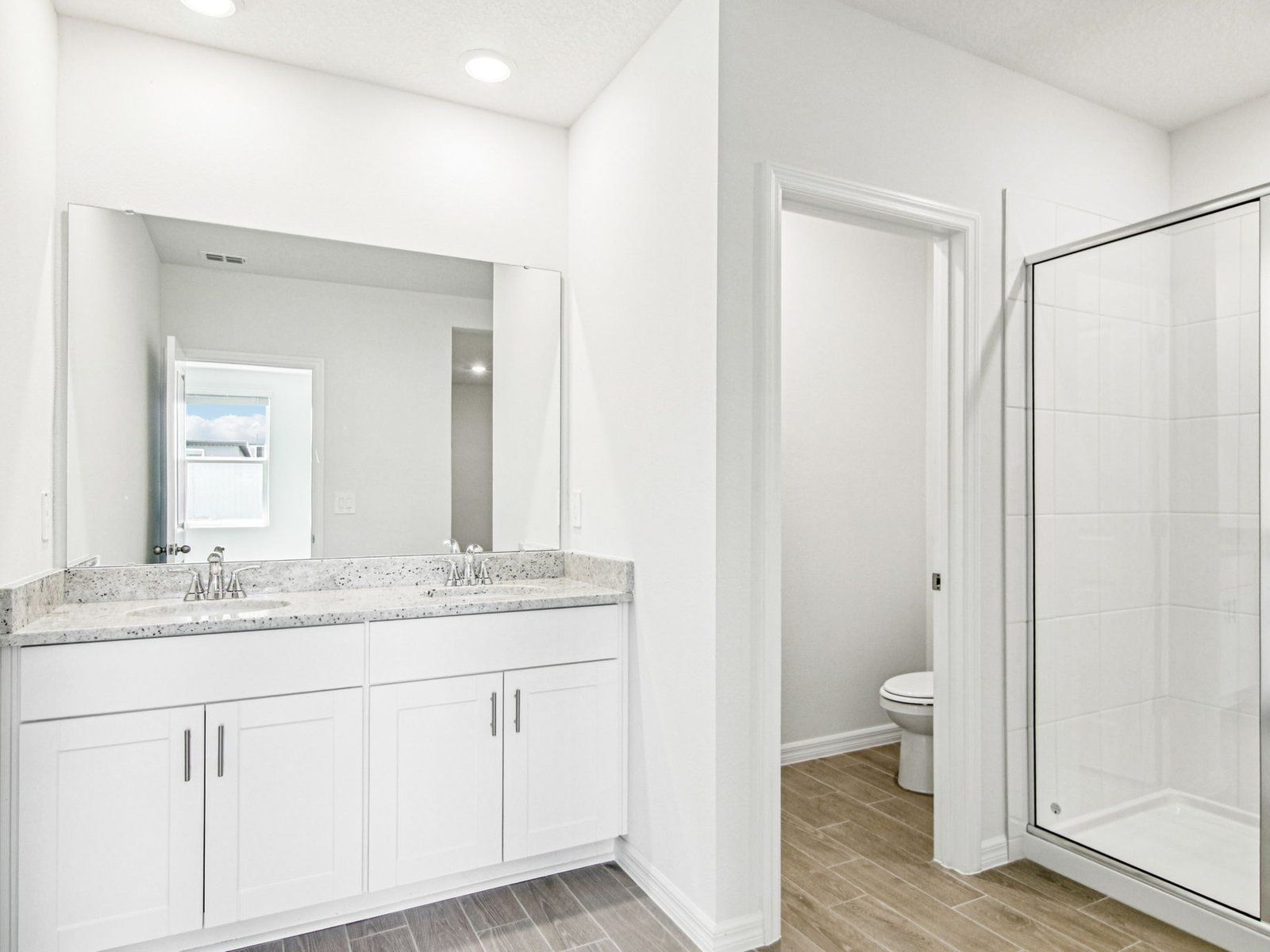 Primary Bathroom:Primary Bathroom