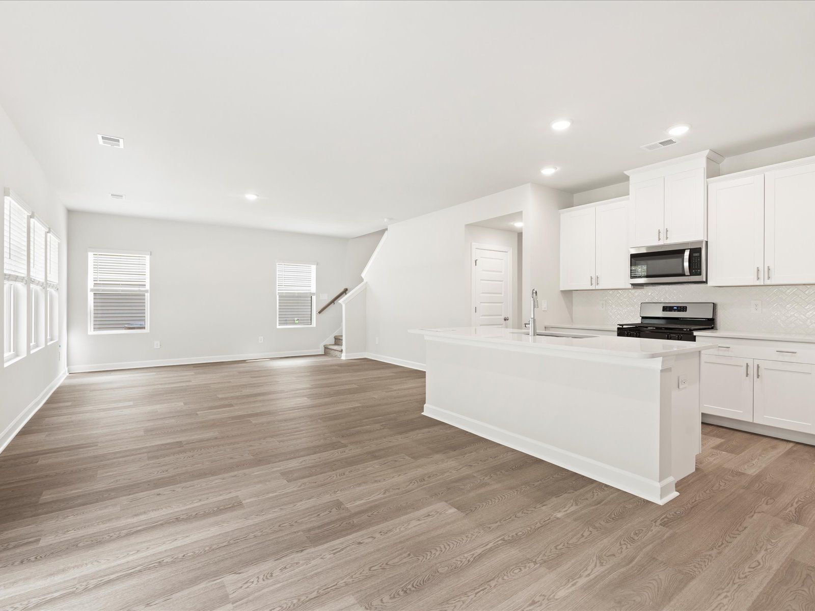 Welcome to the Brentwood floorplan at Holland Park.:Great Room