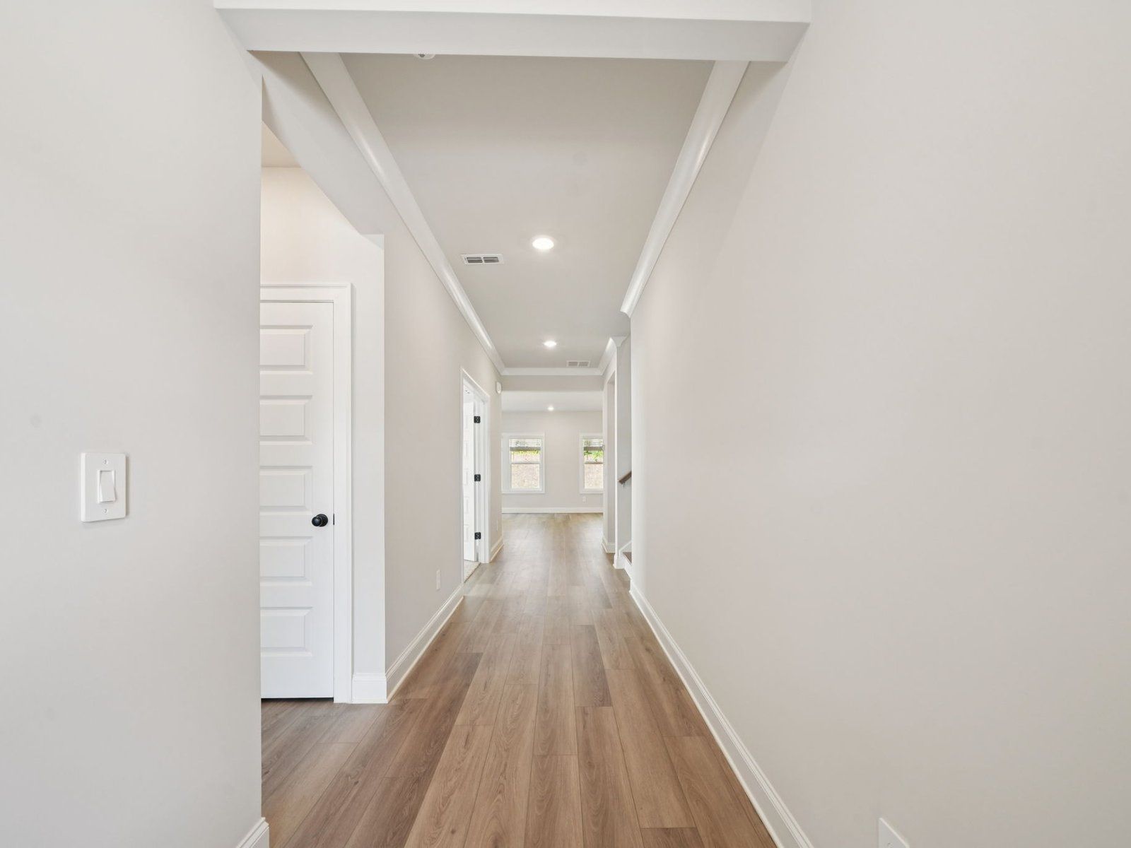 The Taylorsville floorplan with the Elemental White interior package.:Entry