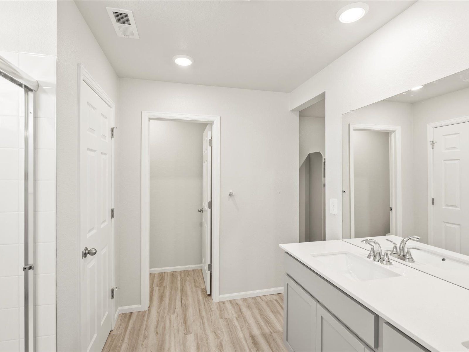 The Chatfeild floorplan image taken at a Meritage Homes community in Windsor, CO.:Bathroom