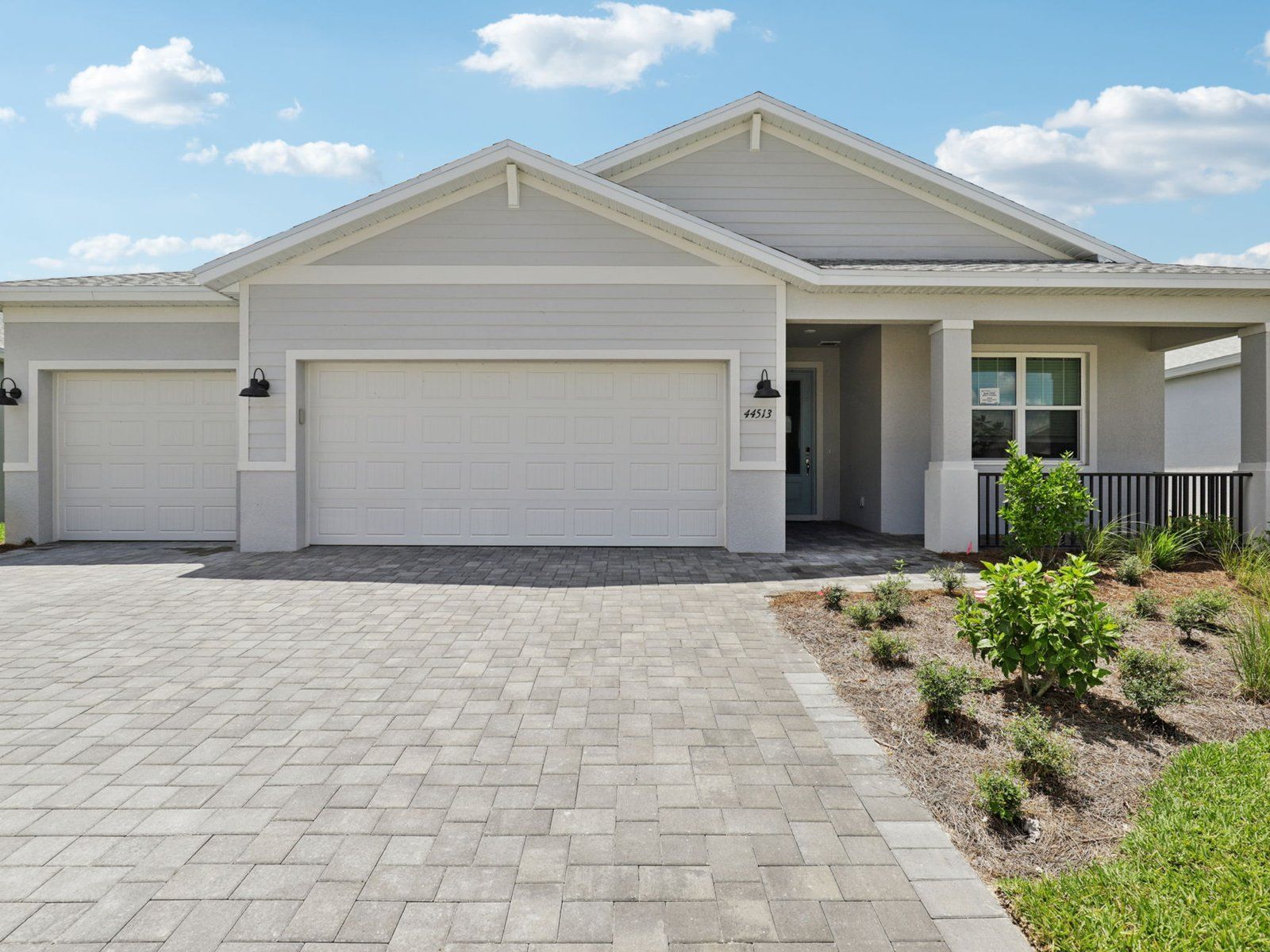 The Willet floorplan at 44513 Frontier Dr:Home exterior
