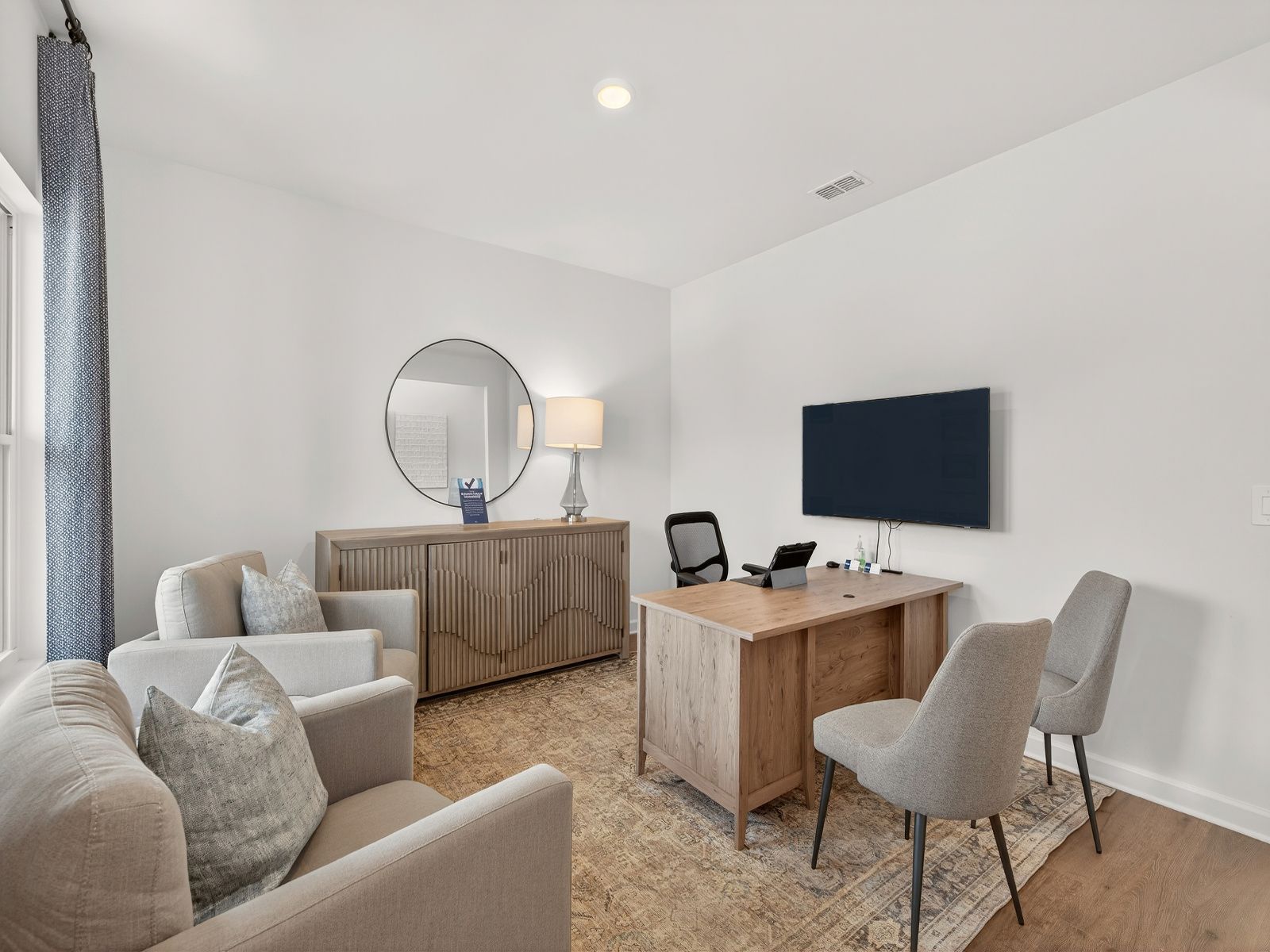 Flex Room:The flex room is located just past the front door for a welcoming entry.