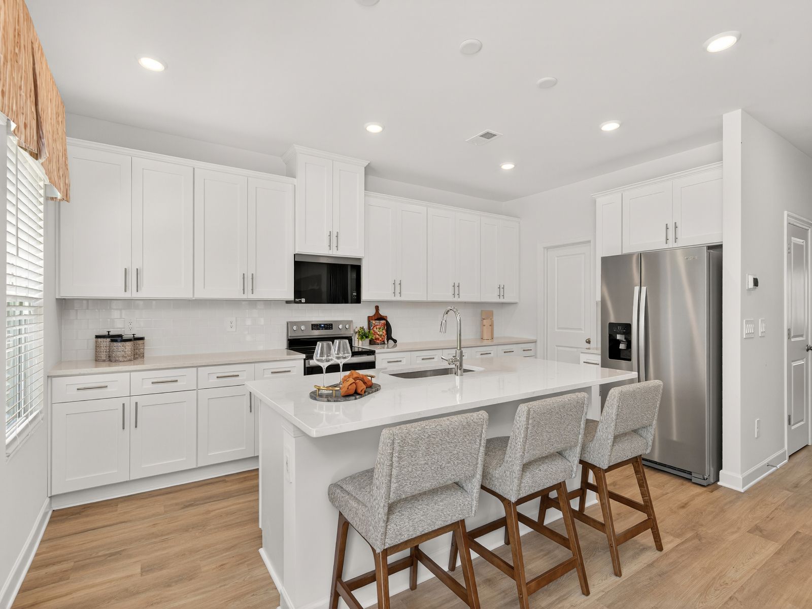 Kitchen:Kitchen in the Dakota floorplan at a Meritage Homes community in Charlotte, NC.